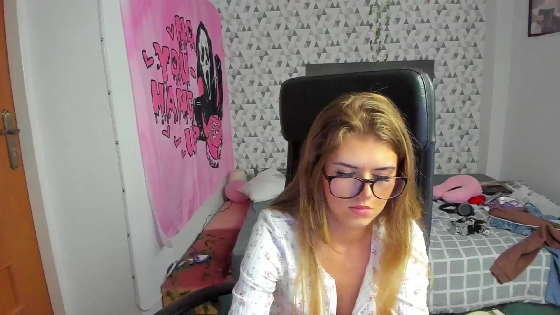 Gallery image thumbnail from Iness_lex's myfreecams stream on, 04/04/2026, 12:39 image 20 of 20