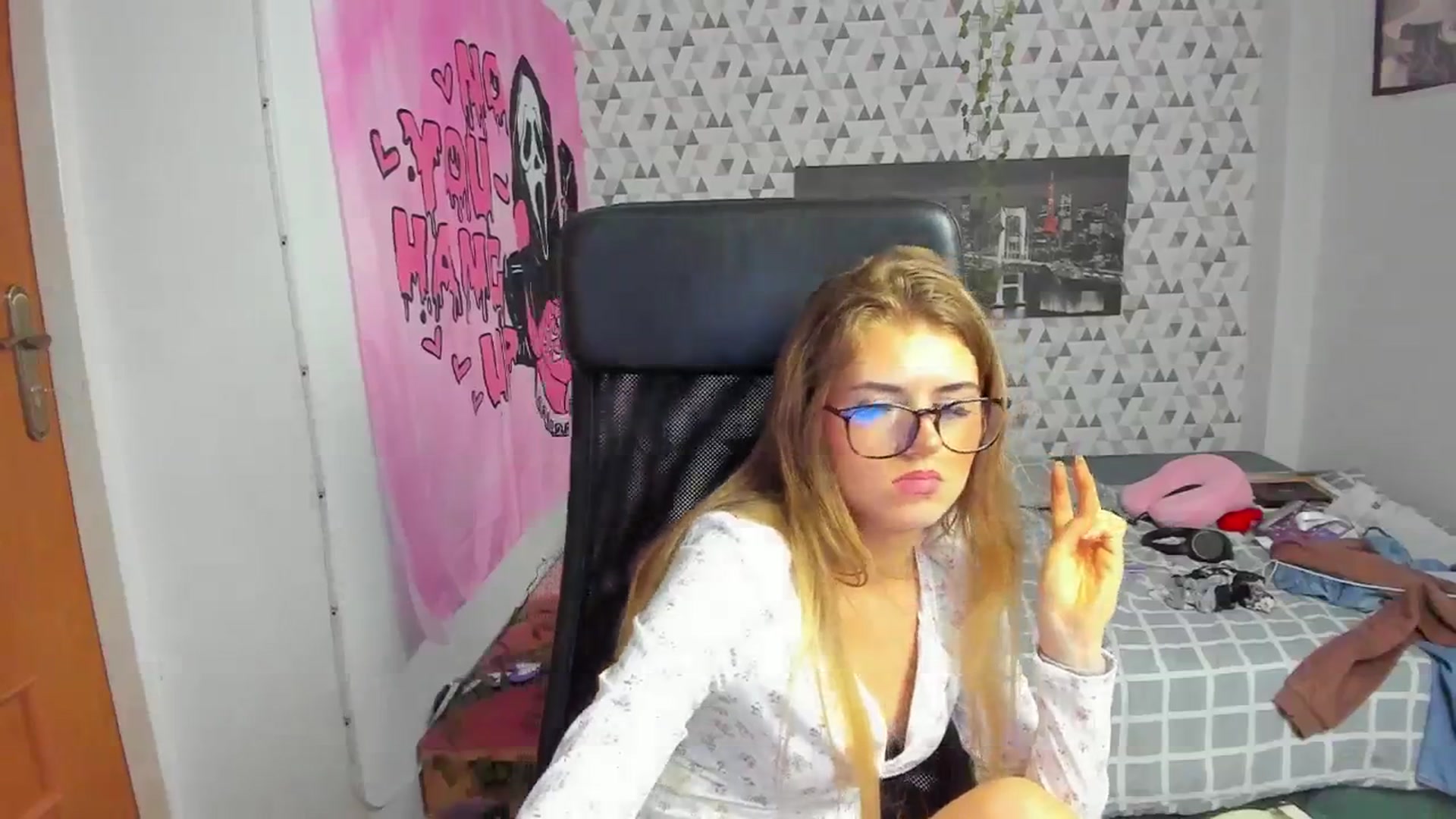Gallery image thumbnail from Iness_lex's myfreecams stream on, 04/04/2026, 12:39 image 19 of 20