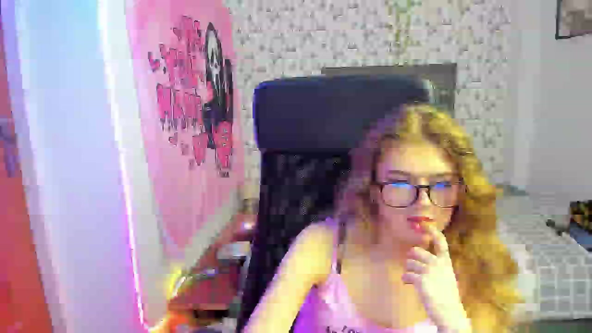 Gallery image thumbnail from Iness_lex's myfreecams stream on, 04/09/2026, 08:38 image 11 of 20