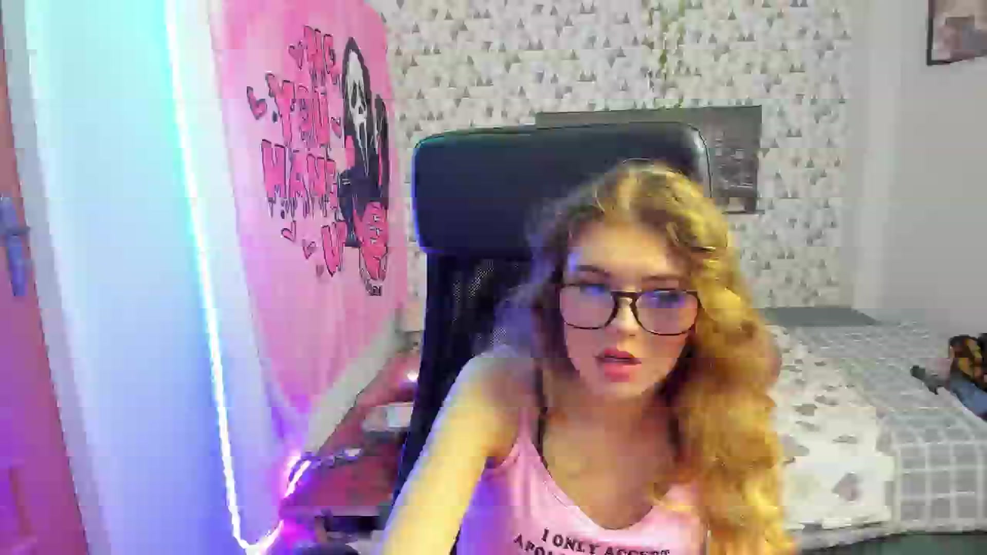 Gallery image thumbnail from Iness_lex's myfreecams stream on, 04/09/2026, 08:38 image 18 of 20