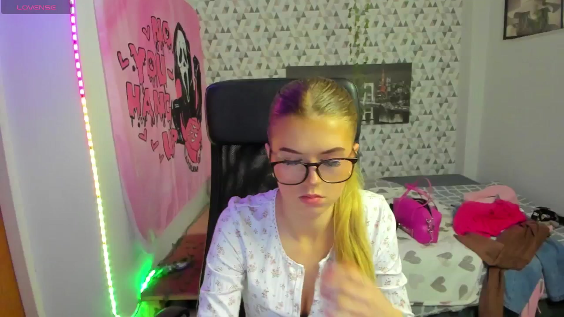 Gallery image thumbnail from Iness_lex's myfreecams stream on, 04/13/2026, 09:52 image 1 of 20