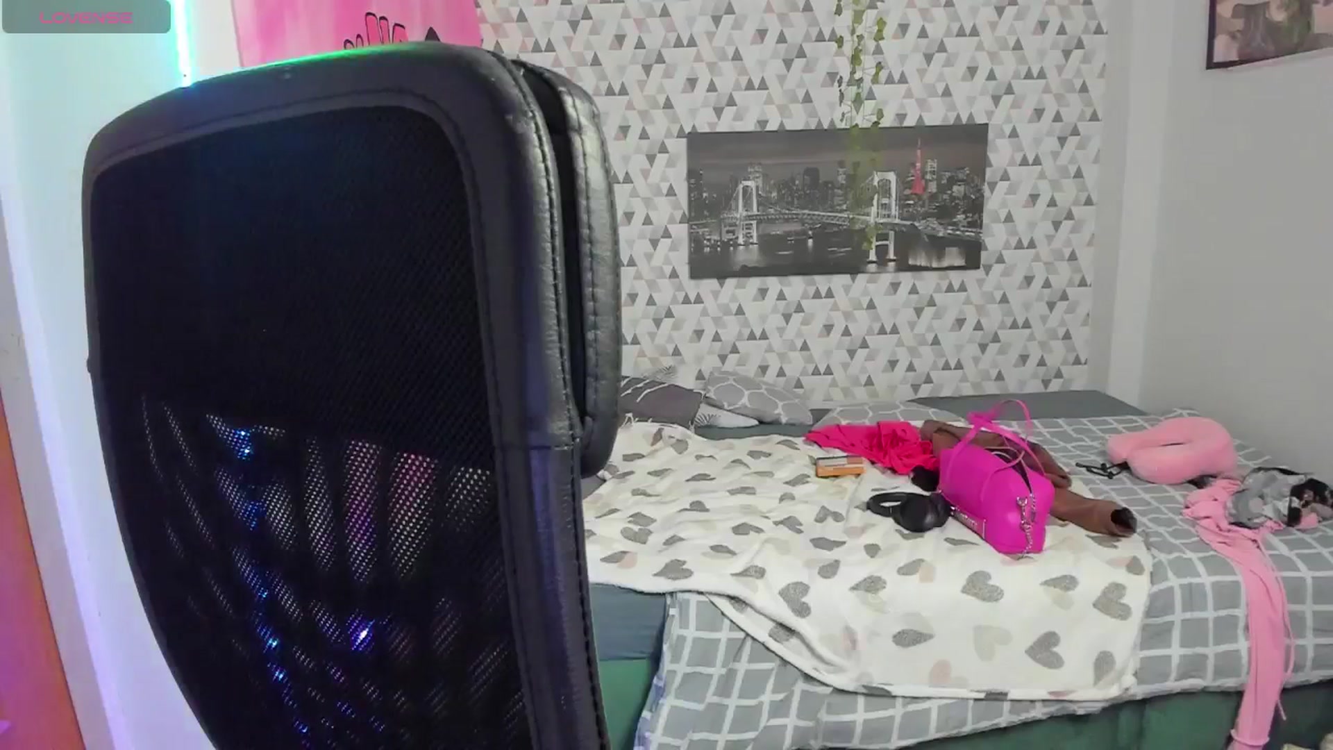 Gallery image thumbnail from Iness_lex's myfreecams stream on, 04/13/2026, 09:52 image 7 of 20