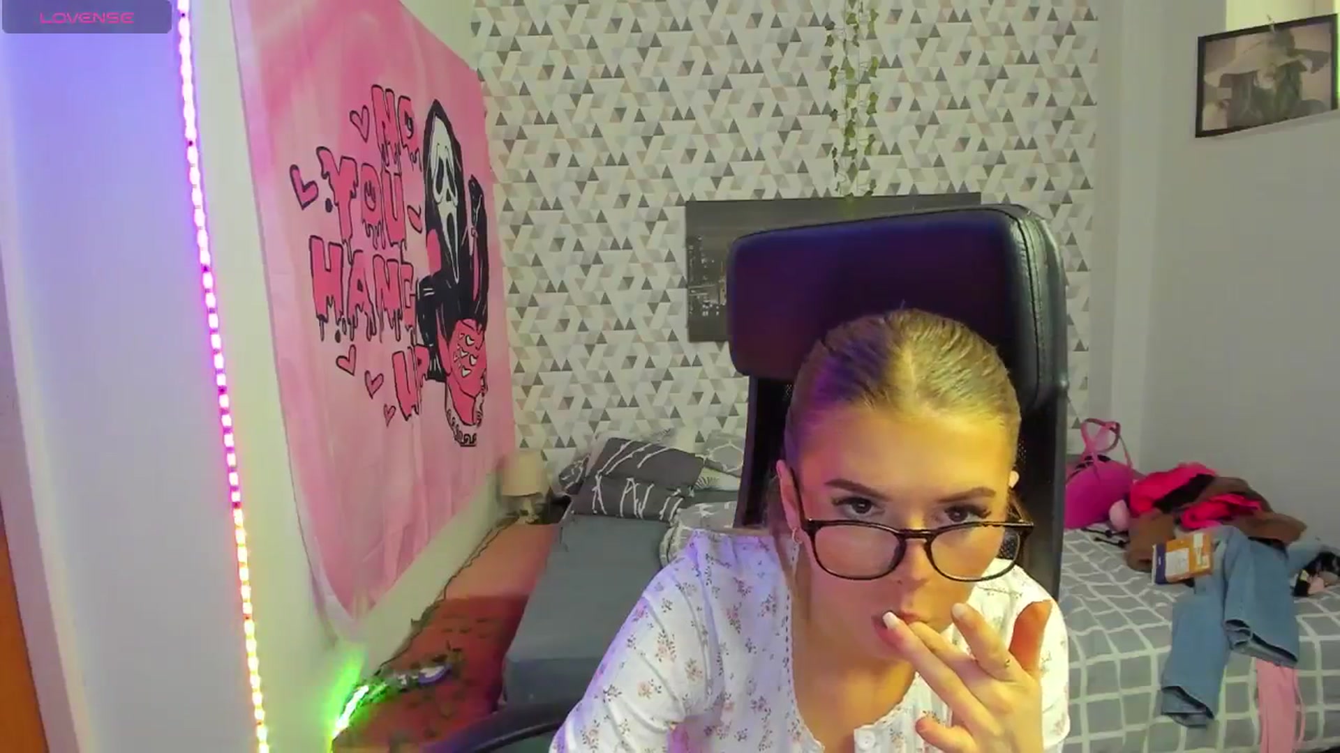 Gallery image thumbnail from Iness_lex's myfreecams stream on, 04/13/2026, 11:03 image 3 of 20
