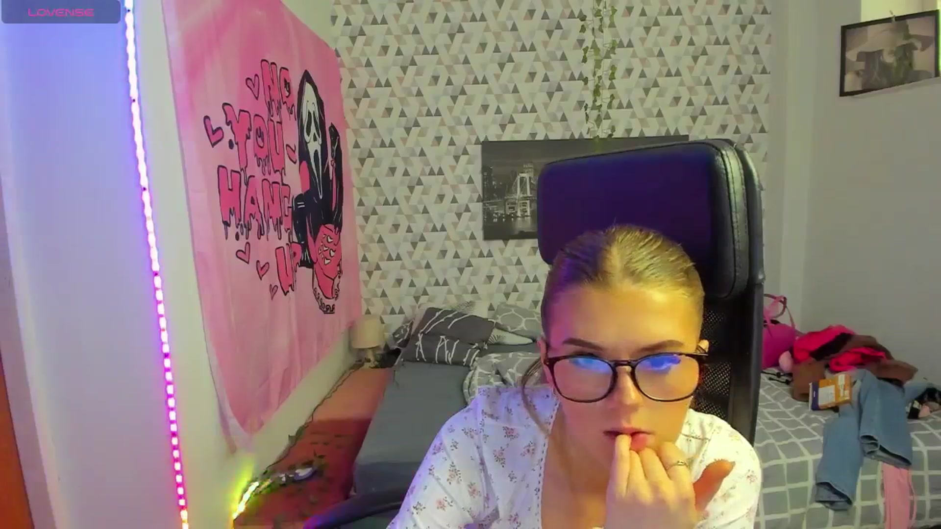 Gallery image thumbnail from Iness_lex's myfreecams stream on, 04/13/2026, 11:03 image 5 of 20