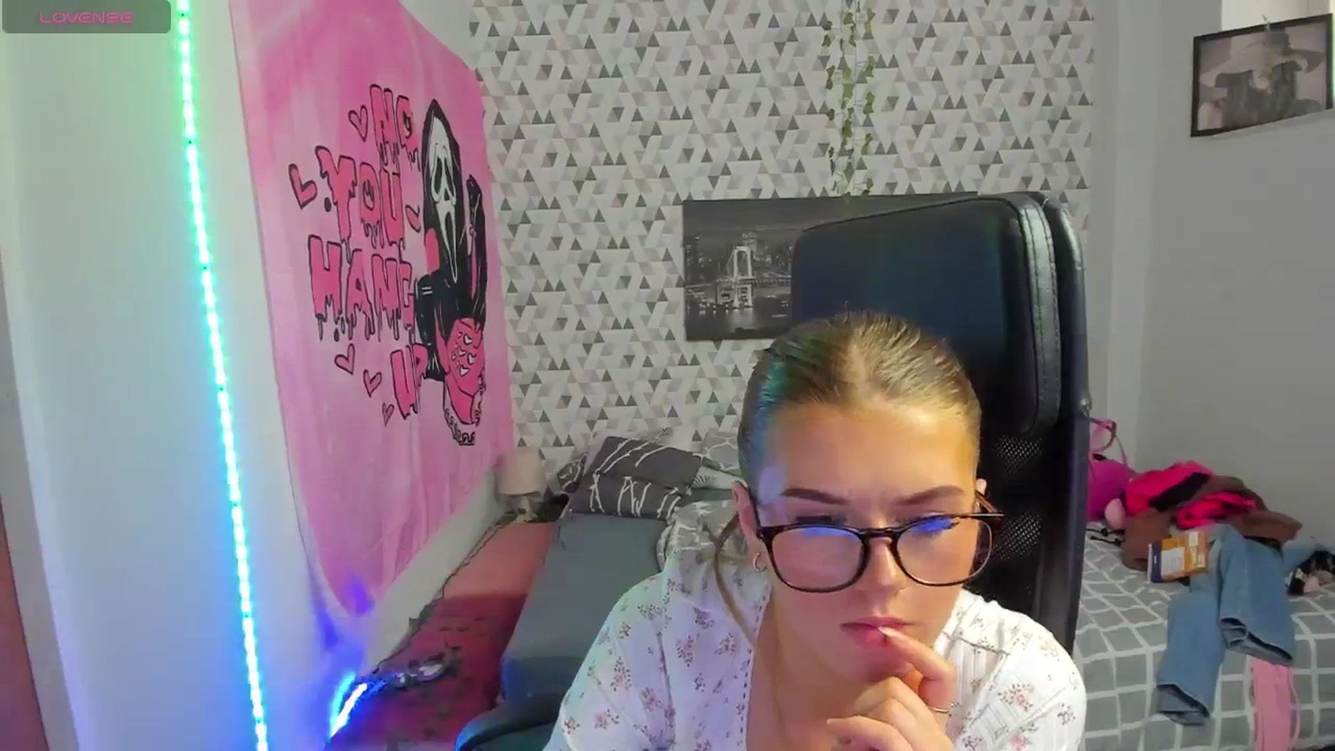 Gallery image thumbnail from Iness_lex's myfreecams stream on, 04/13/2026, 11:03 image 4 of 20