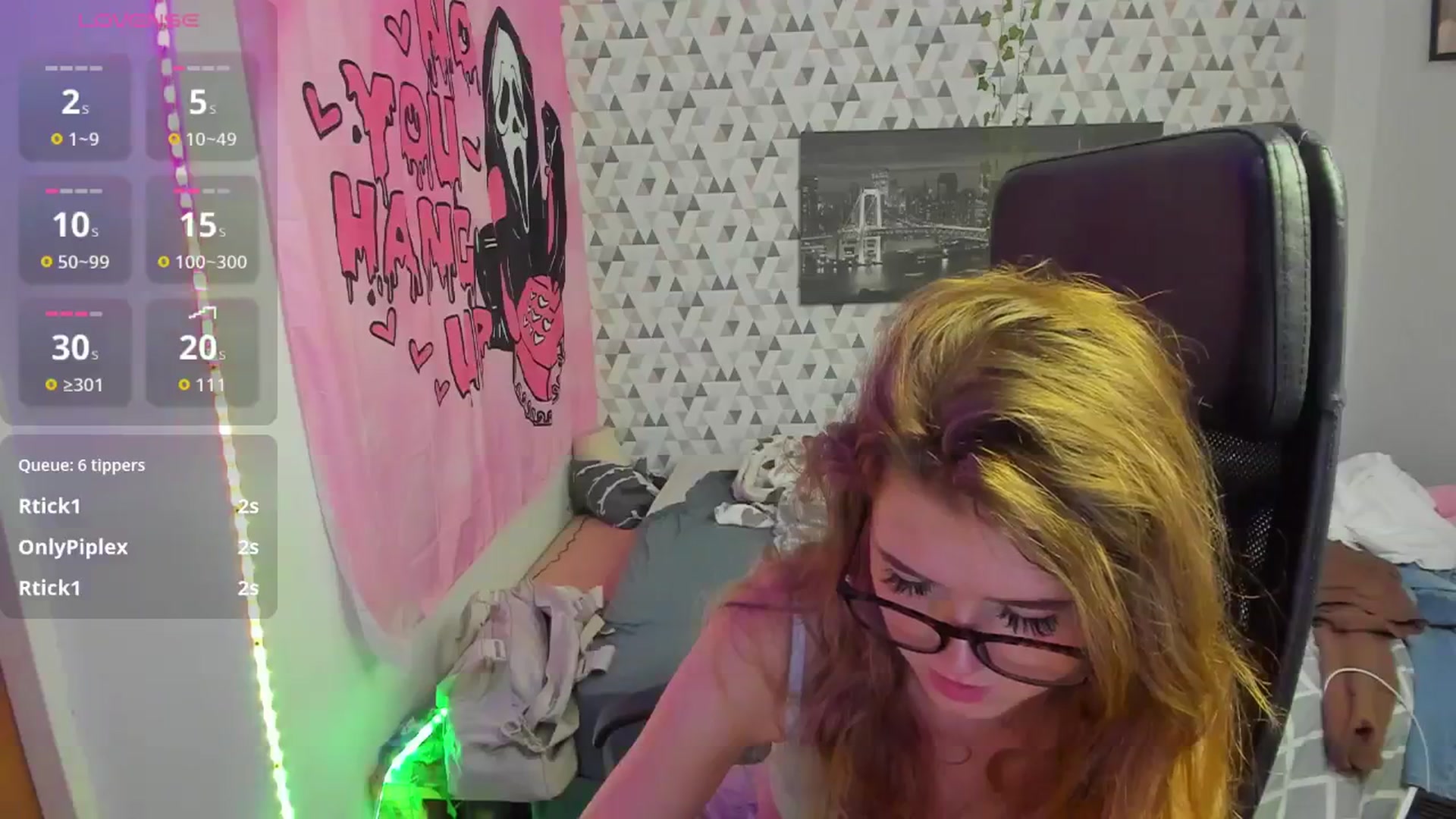 Gallery image thumbnail from Iness_lex's myfreecams stream on, 04/15/2026, 09:31 image 18 of 20