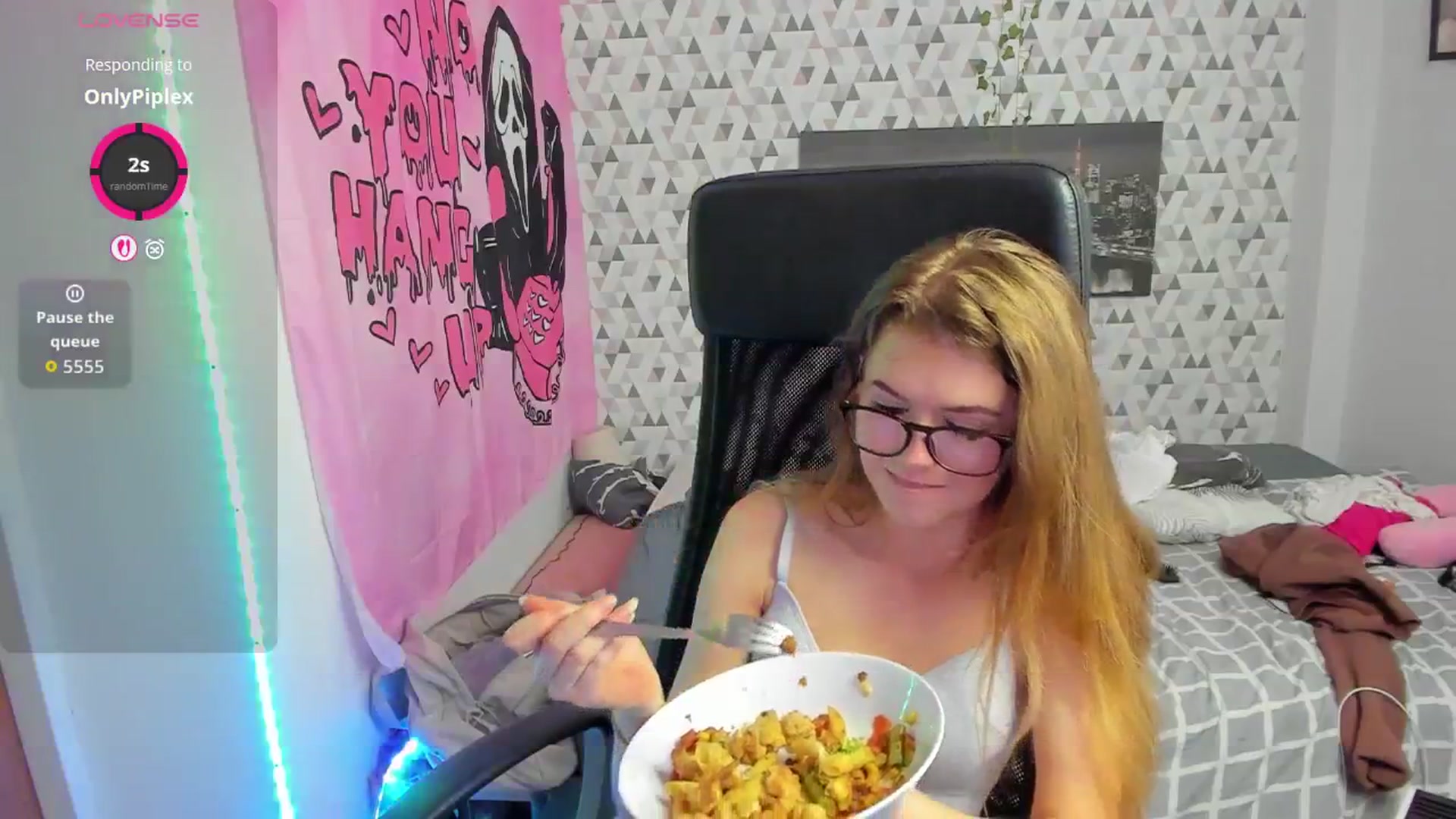 Gallery image thumbnail from Iness_lex's myfreecams stream on, 04/15/2026, 10:15 image 6 of 20