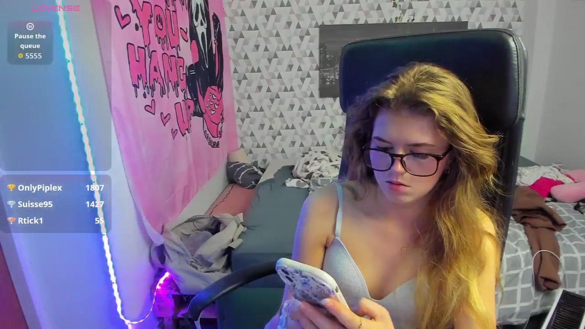 Gallery image thumbnail from Iness_lex's myfreecams stream on, 04/15/2026, 11:51 image 7 of 20