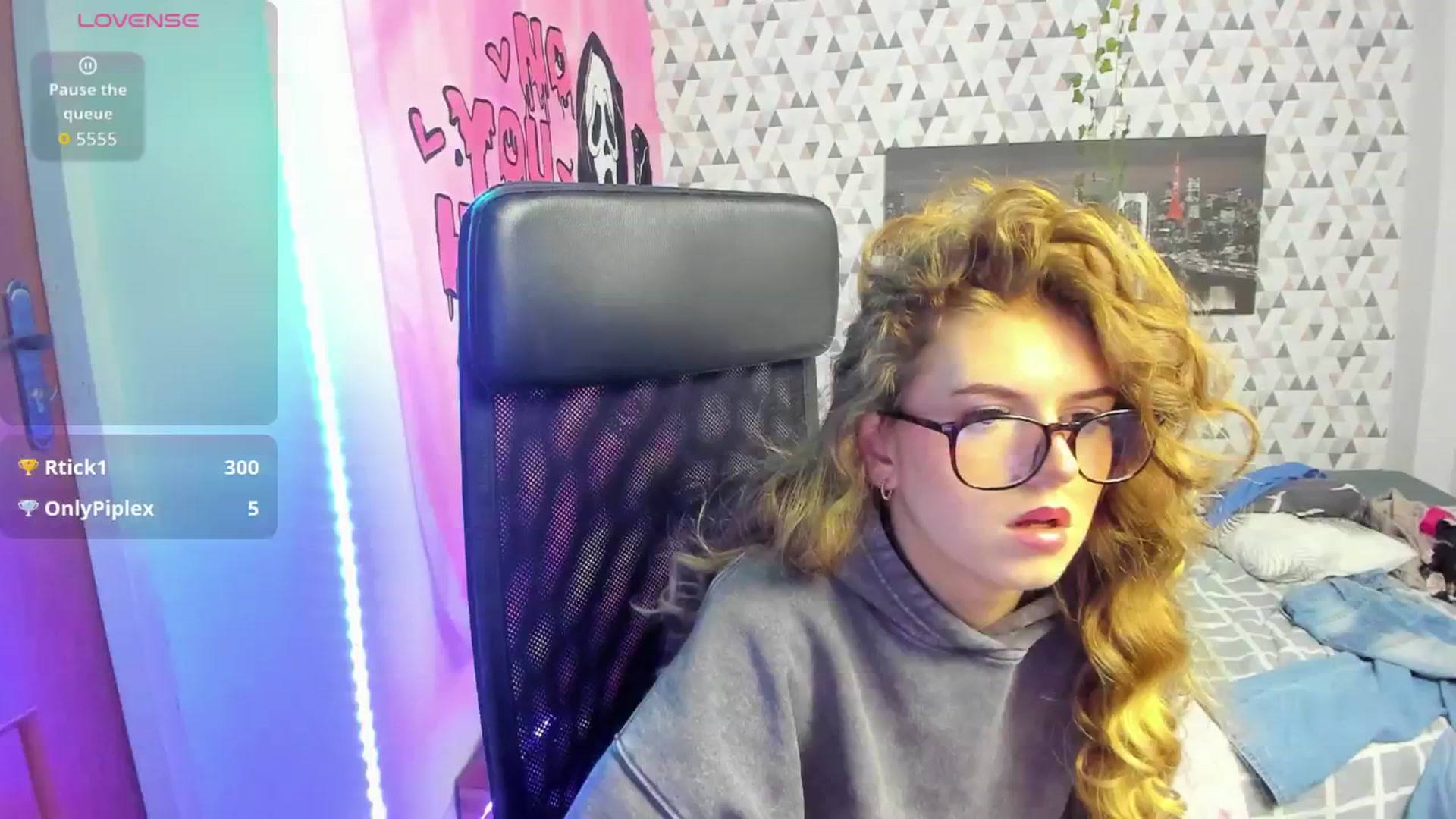 Gallery image thumbnail from Iness_lex's myfreecams stream on, 04/17/2026, 09:13 image 12 of 20