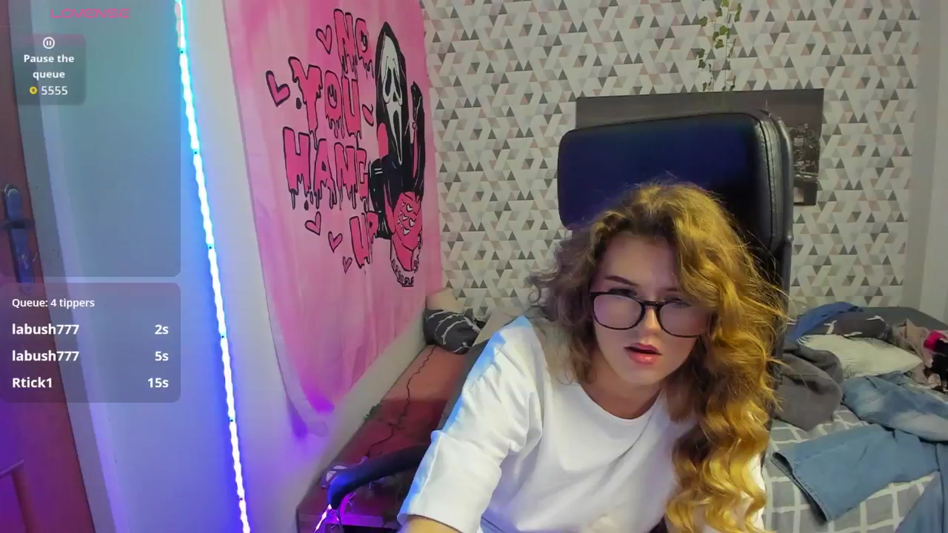 Gallery image thumbnail from Iness_lex's myfreecams stream on, 04/17/2026, 09:13 image 9 of 20