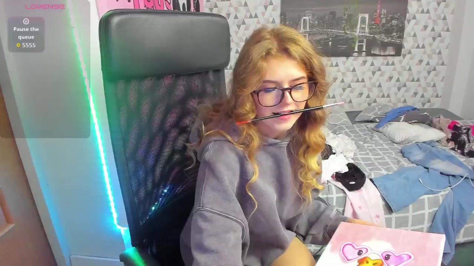 Gallery image thumbnail from Iness_lex's myfreecams stream on, 04/17/2026, 10:29 image 14 of 20