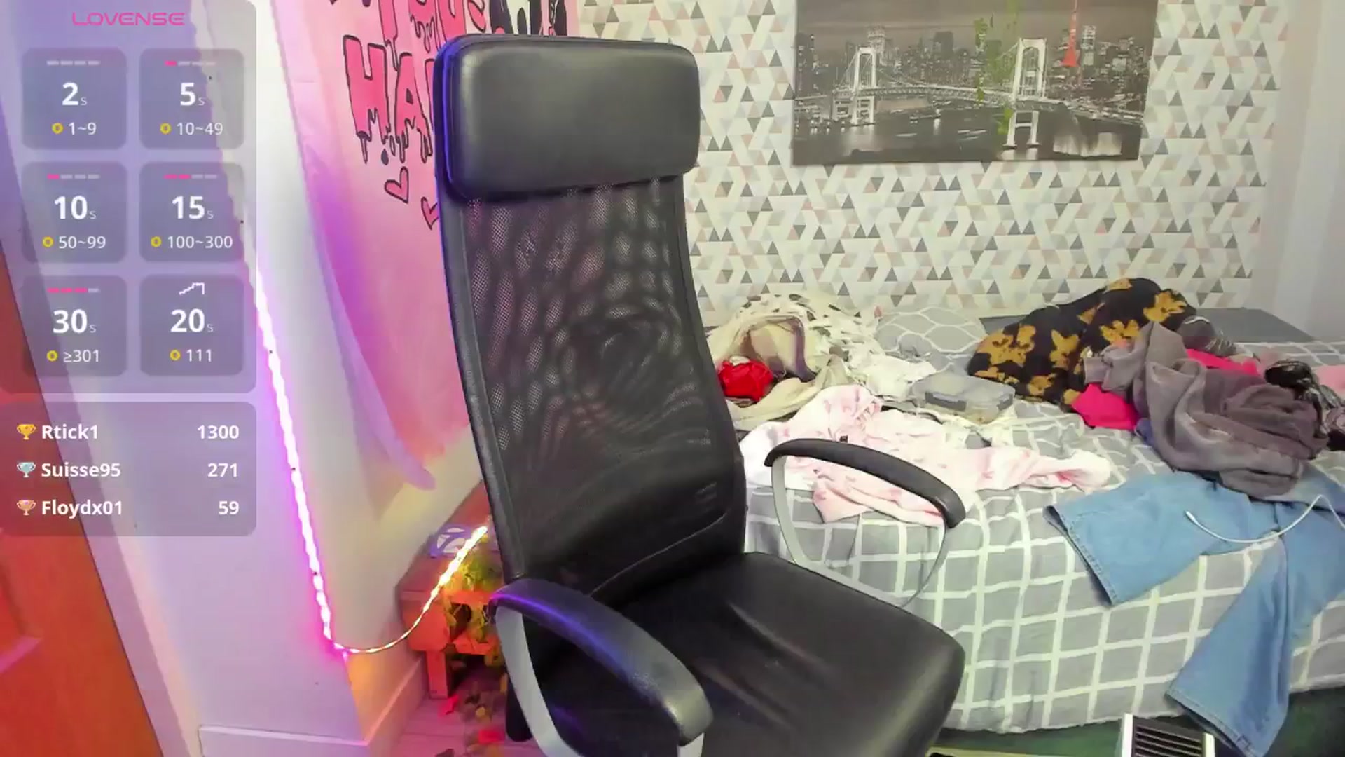 Gallery image thumbnail from Iness_lex's myfreecams stream on, 04/17/2026, 11:40 image 1 of 20