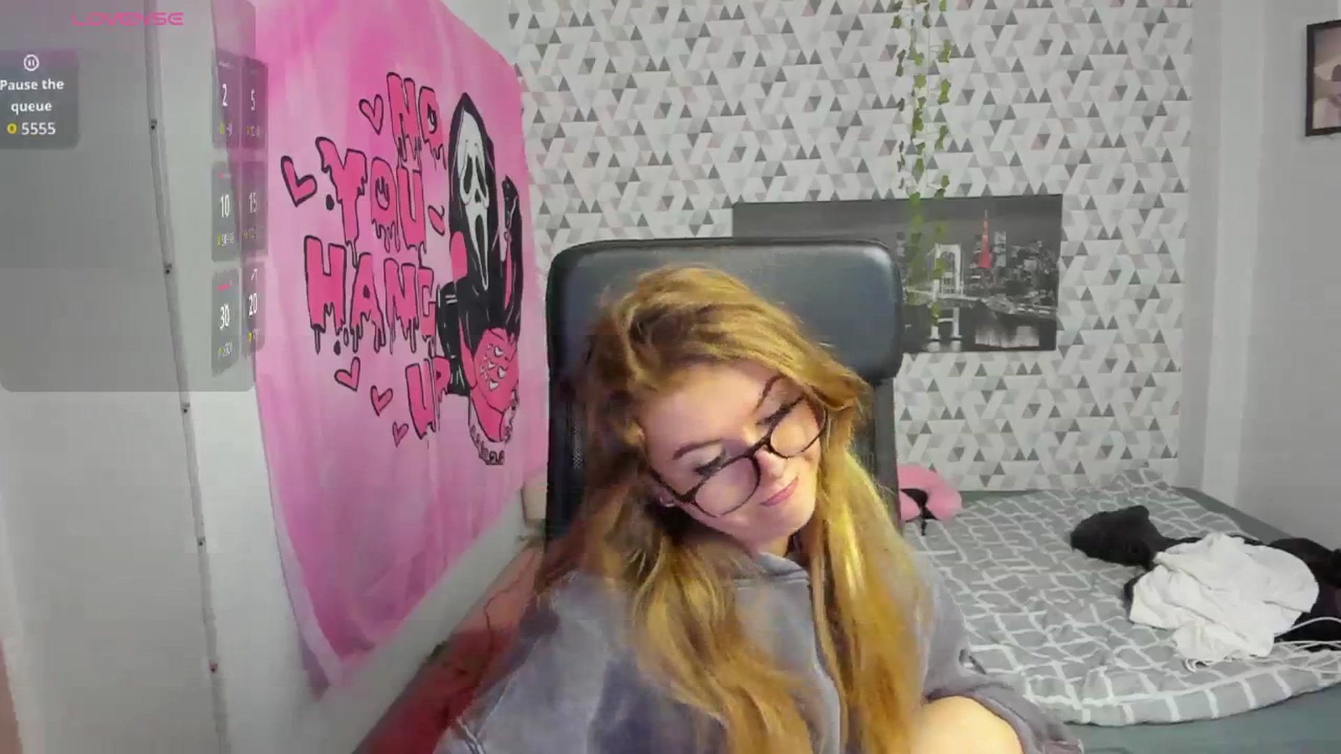 Gallery image thumbnail from Iness_lex's myfreecams stream on, 04/20/2026, 13:04 image 6 of 20