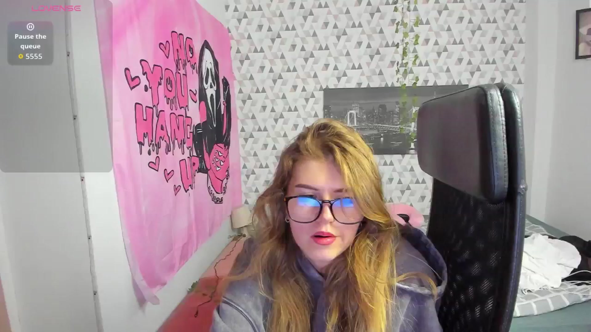 Gallery image thumbnail from Iness_lex's myfreecams stream on, 04/20/2026, 13:04 image 1 of 20