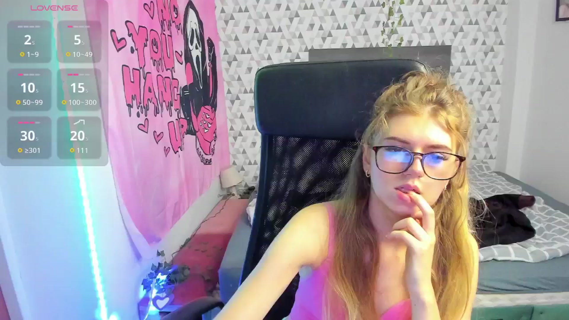 Gallery image thumbnail from Iness_lex's myfreecams stream on, 04/21/2026, 09:27 image 8 of 20