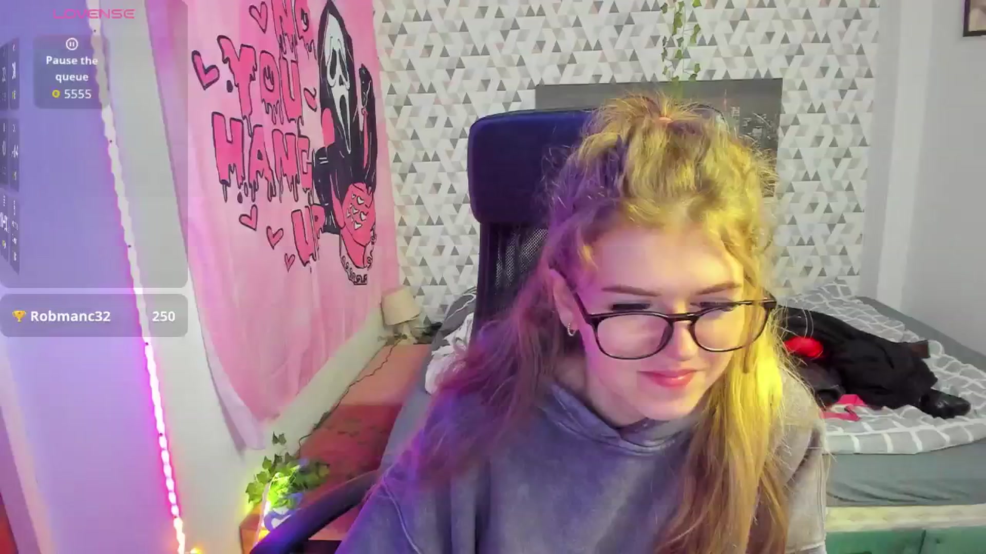 Gallery image thumbnail from Iness_lex's myfreecams stream on, 04/21/2026, 11:17 image 2 of 20