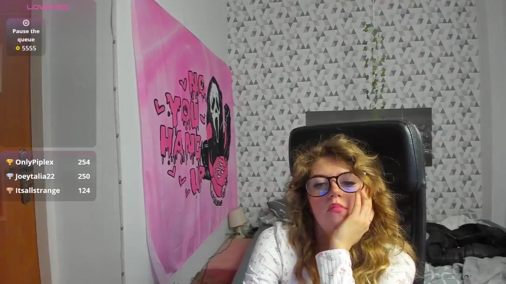 Gallery image thumbnail from Iness_lex's myfreecams stream on, 04/22/2026, 11:12 image 11 of 20