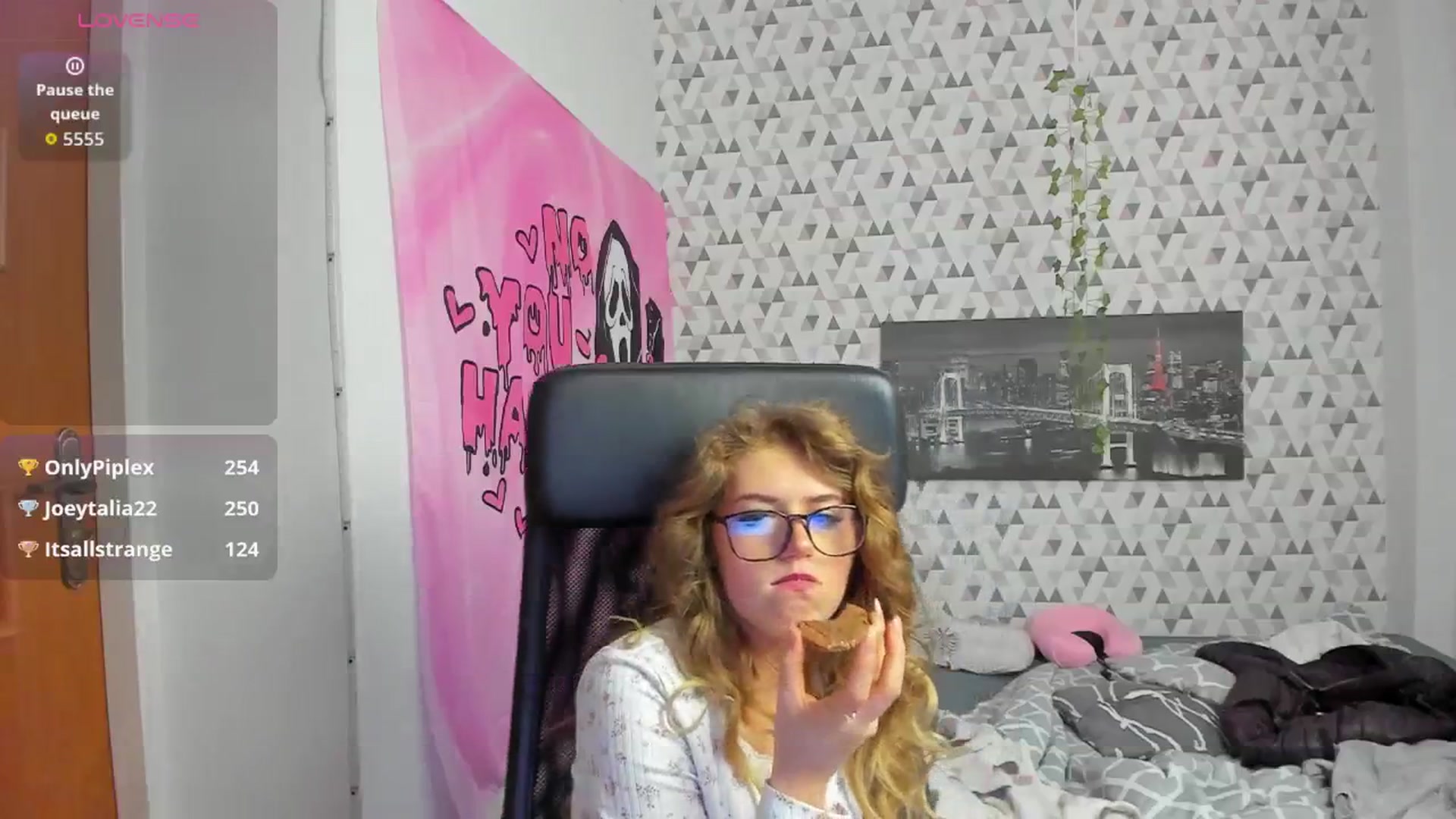 Gallery image thumbnail from Iness_lex's myfreecams stream on, 04/22/2026, 11:12 image 5 of 20