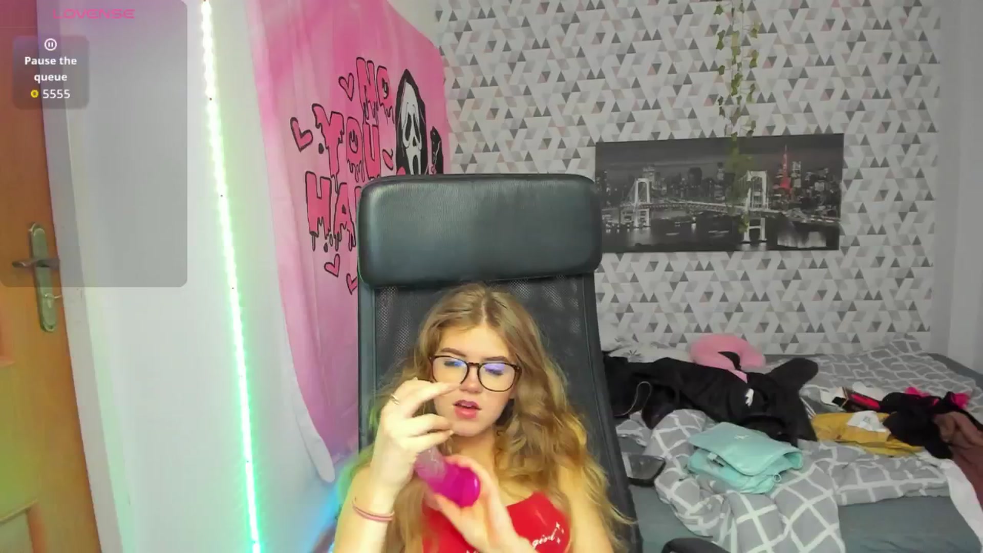 Gallery image thumbnail from Iness_lex's myfreecams stream on, 04/23/2026, 07:53 image 16 of 20