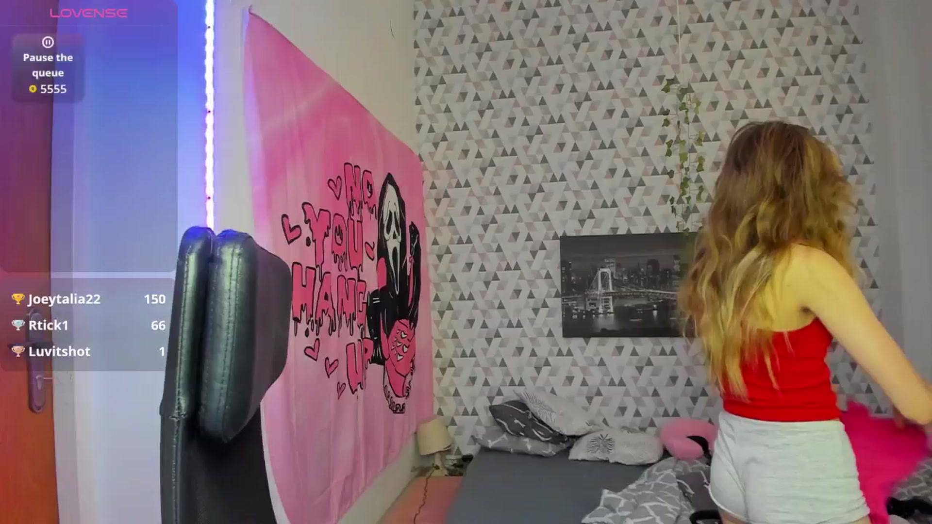 Gallery image thumbnail from Iness_lex's myfreecams stream on, 04/23/2026, 08:52 image 14 of 20