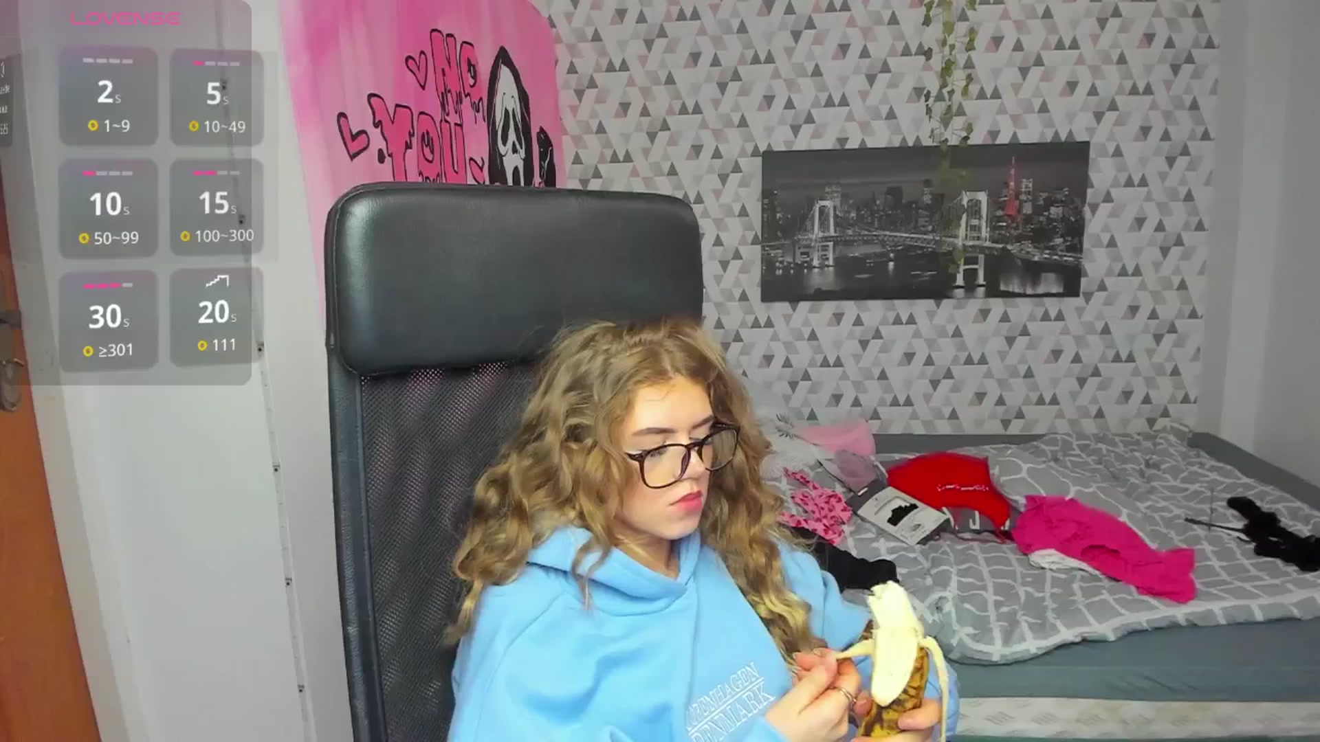 Gallery image thumbnail from Iness_lex's myfreecams stream on, 04/27/2026, 08:31 image 7 of 20