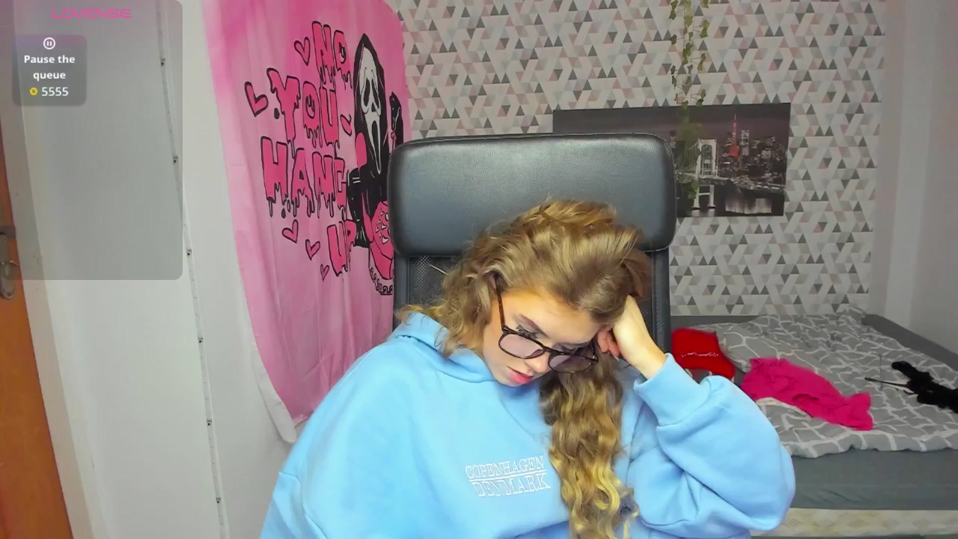 Gallery image thumbnail from Iness_lex's myfreecams stream on, 04/27/2026, 08:31 image 3 of 20