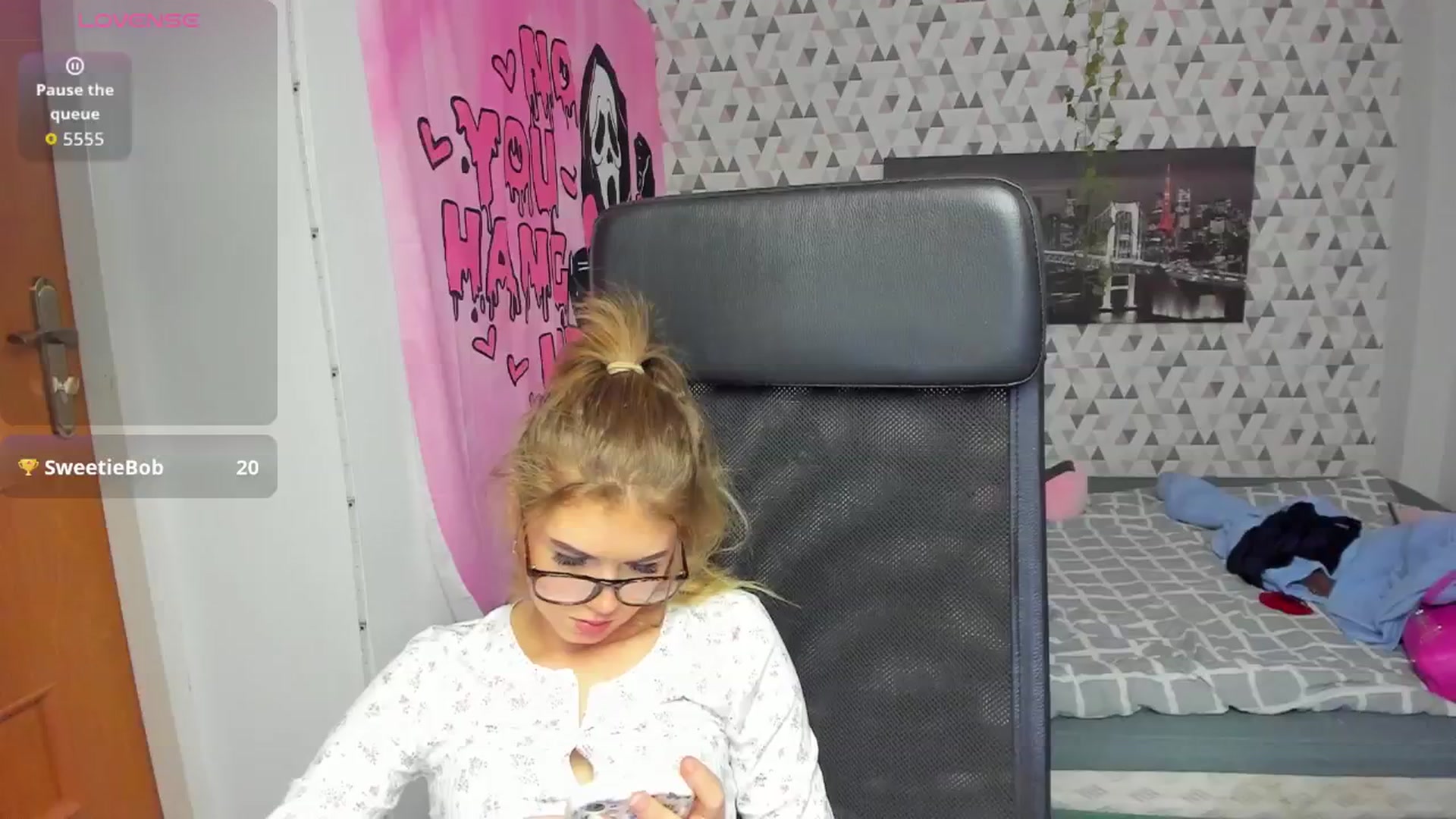 Gallery image thumbnail from Iness_lex's myfreecams stream on, 04/29/2026, 07:54 image 20 of 20