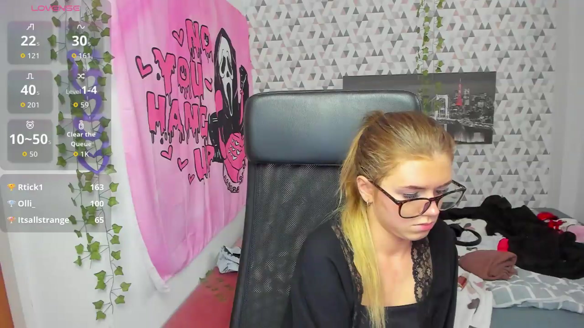 Gallery image thumbnail from Iness_lex's myfreecams stream on, 05/05/2026, 11:29 image 17 of 20