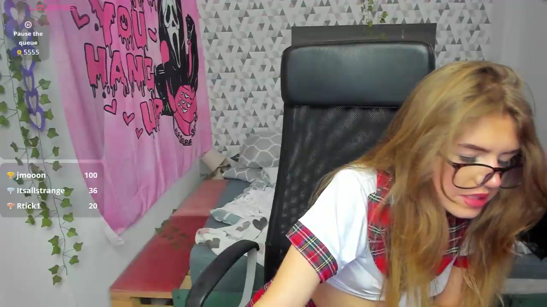 Gallery image thumbnail from Iness_lex's myfreecams stream on, 05/06/2026, 11:09 image 13 of 20