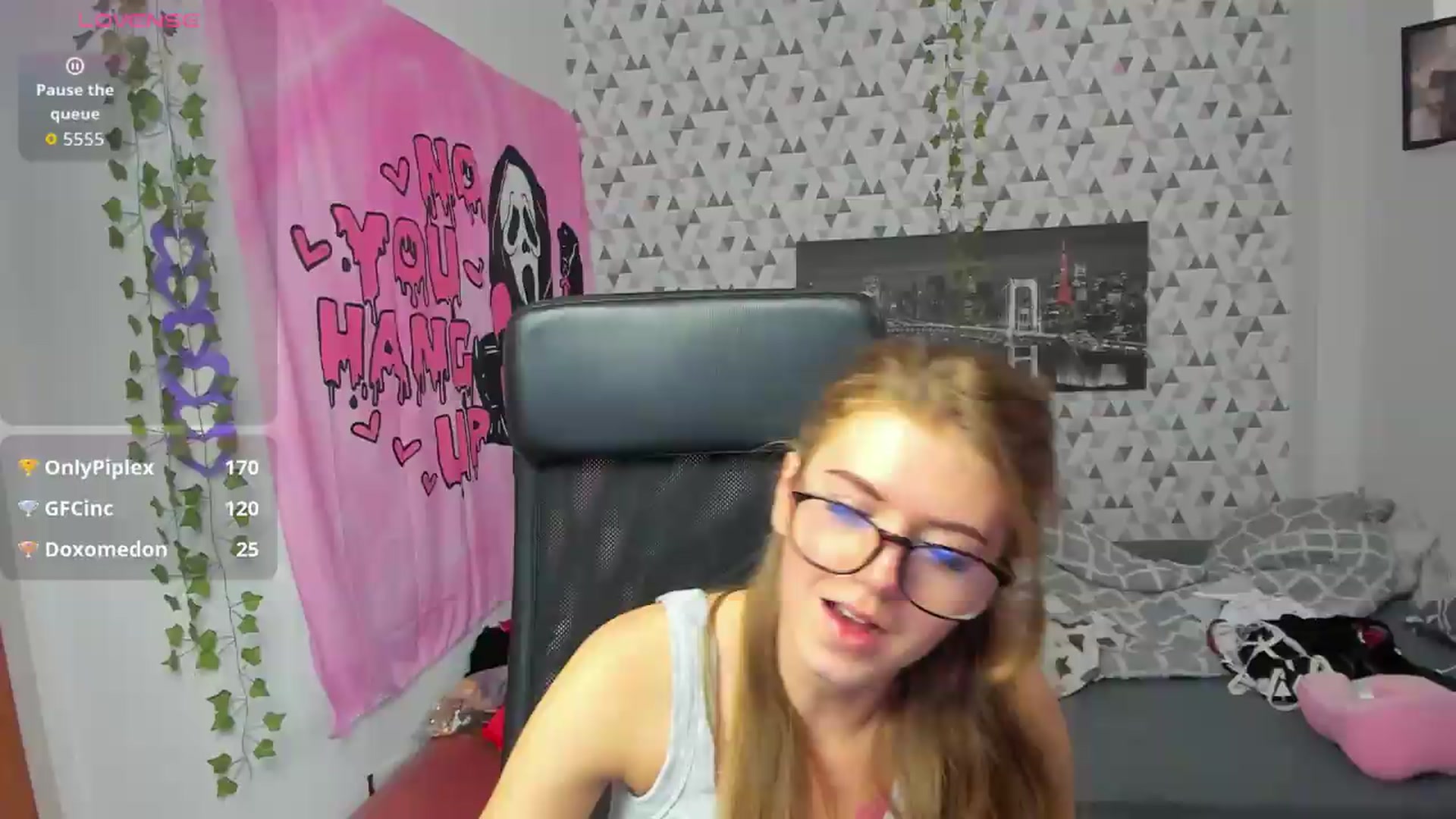Gallery image thumbnail from Iness_lex's myfreecams stream on, 05/15/2026, 10:04 image 18 of 20
