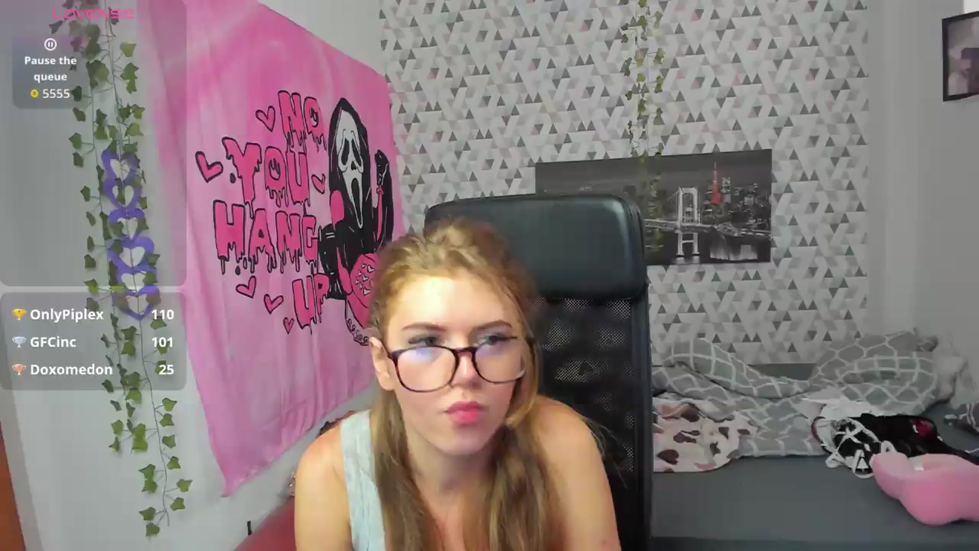 Gallery image thumbnail from Iness_lex's myfreecams stream on, 05/15/2026, 10:04 image 12 of 20