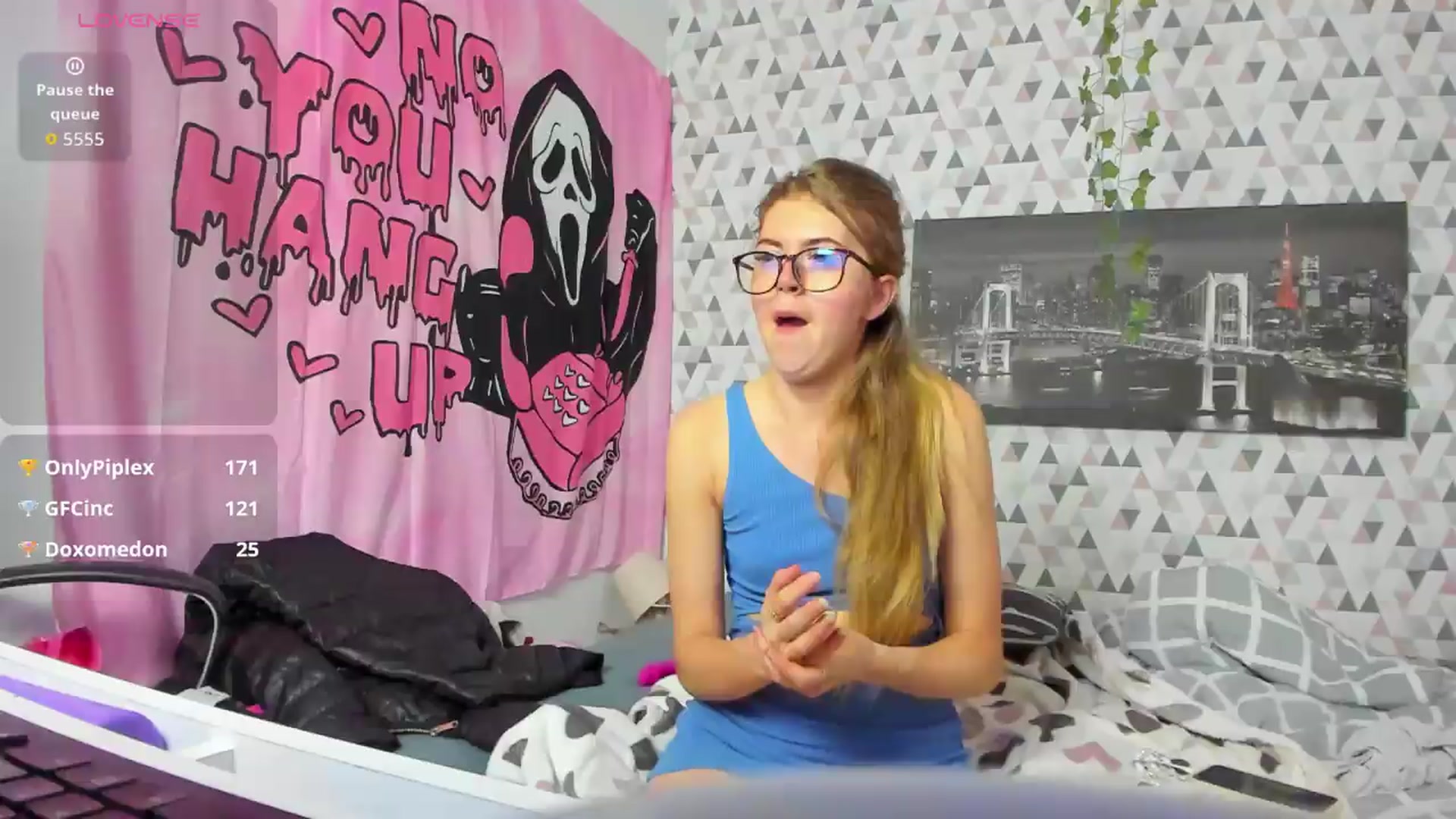 Gallery image thumbnail from Iness_lex's myfreecams stream on, 05/15/2026, 12:28 image 10 of 20