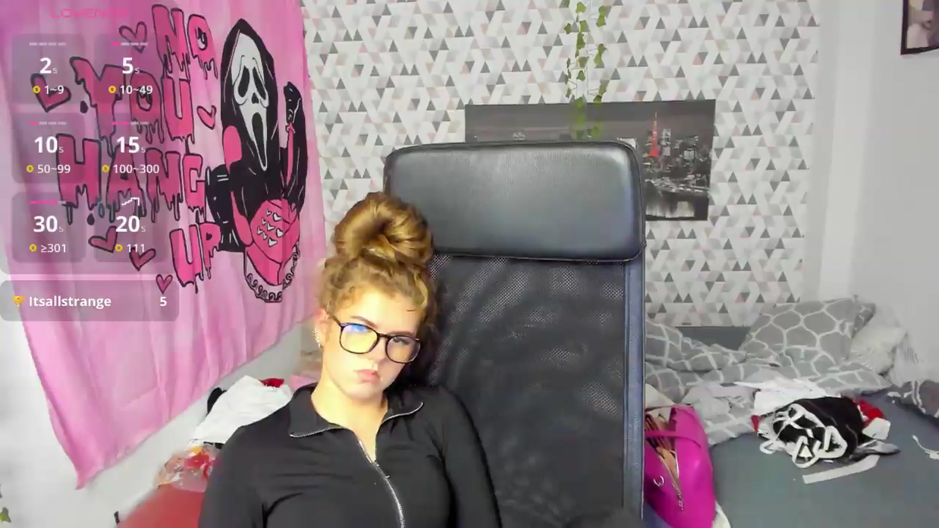 Gallery image thumbnail from Iness_lex's myfreecams stream on, 05/18/2026, 10:05 image 16 of 20