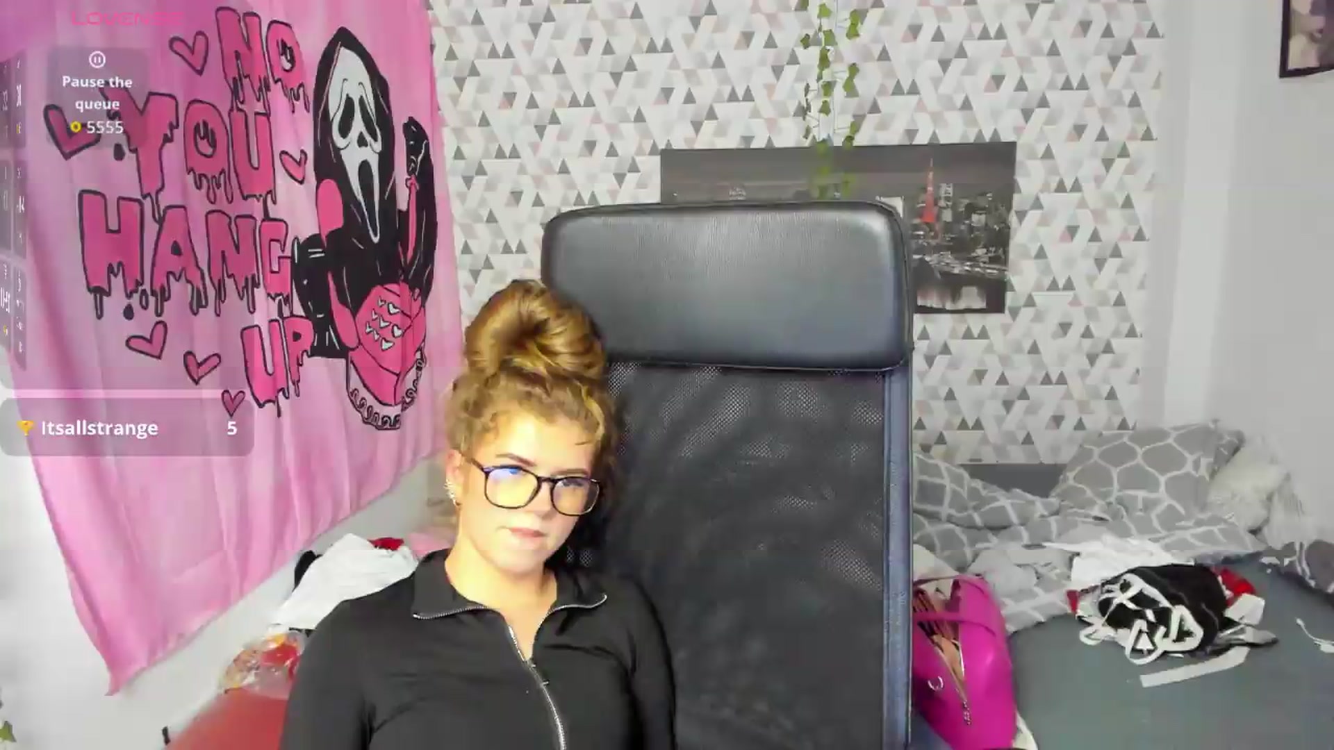 Gallery image thumbnail from Iness_lex's myfreecams stream on, 05/18/2026, 10:05 image 17 of 20