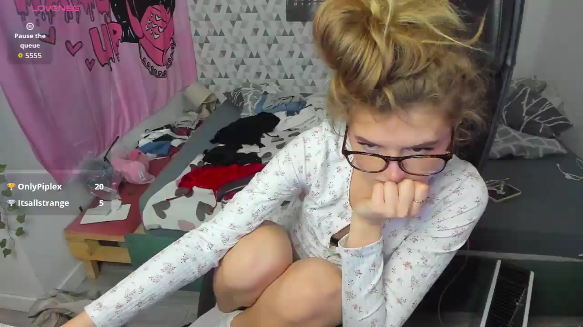 Gallery image thumbnail from Iness_lex's myfreecams stream on, 05/18/2026, 11:02 image 11 of 20