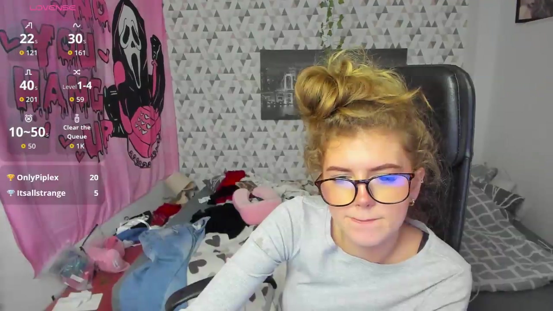 Gallery image thumbnail from Iness_lex's myfreecams stream on, 05/18/2026, 12:44 image 5 of 20