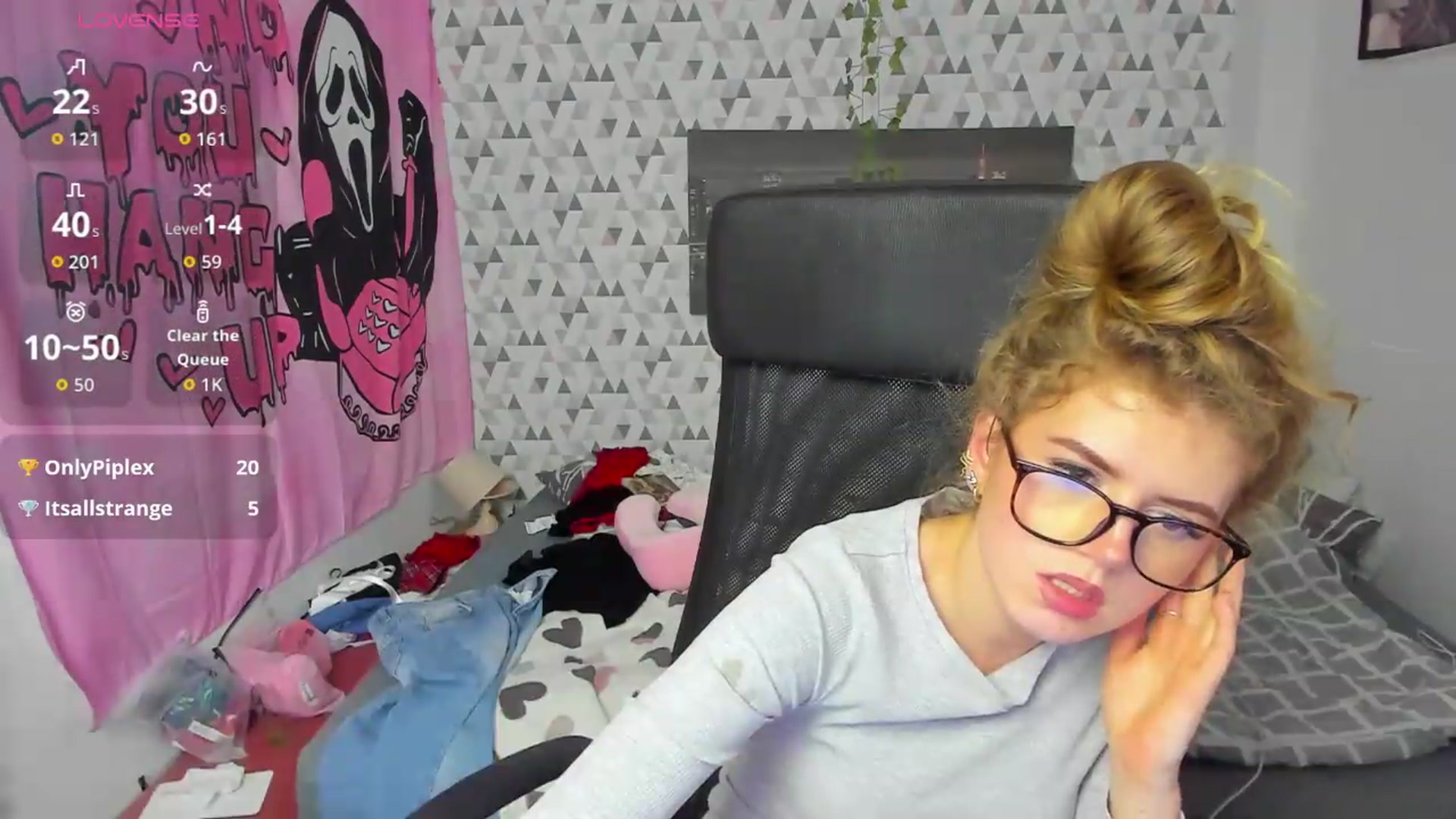 Gallery image thumbnail from Iness_lex's myfreecams stream on, 05/18/2026, 12:44 image 9 of 20