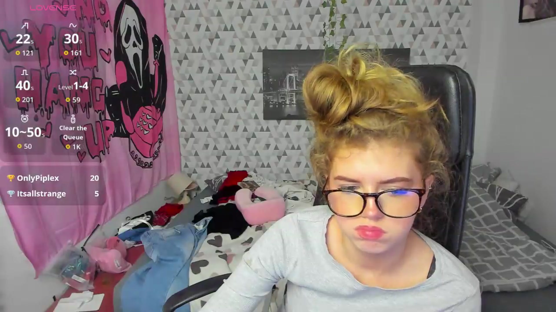 Gallery image thumbnail from Iness_lex's myfreecams stream on, 05/18/2026, 12:44 image 6 of 20