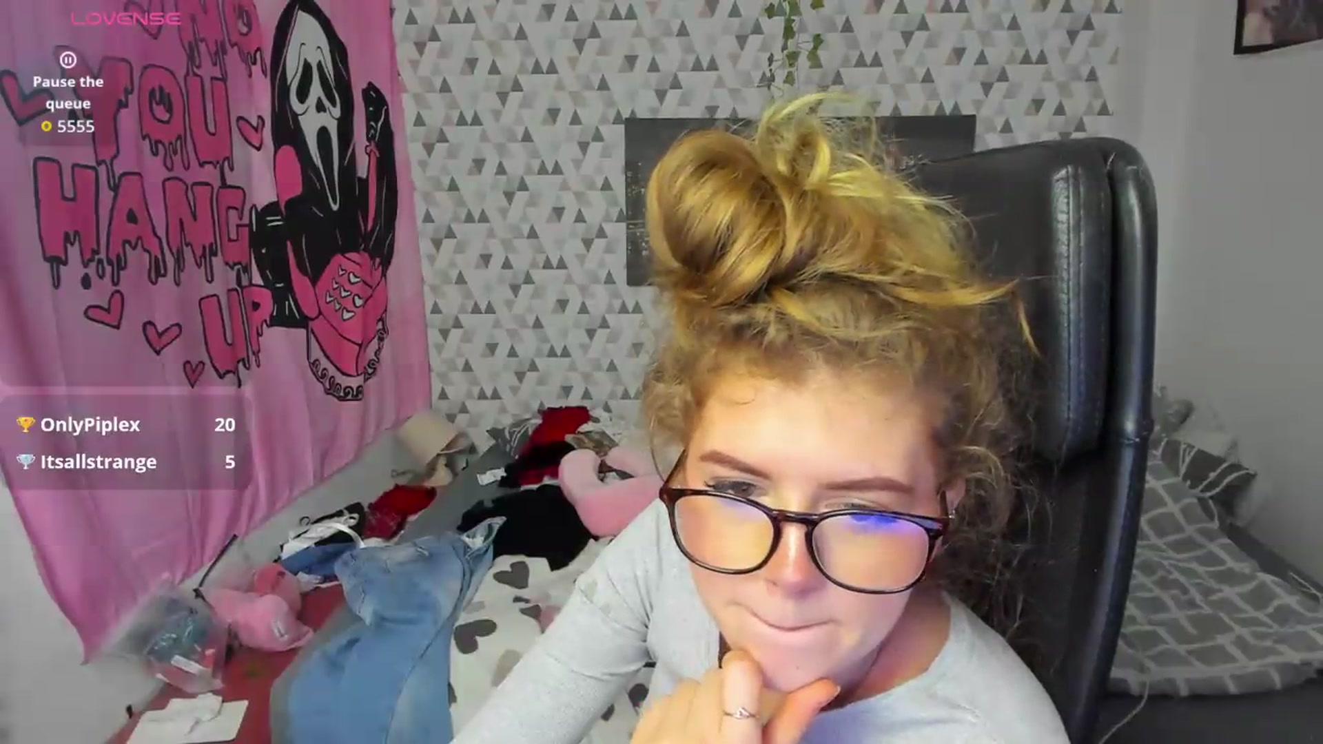 Gallery image thumbnail from Iness_lex's myfreecams stream on, 05/18/2026, 12:44 image 7 of 20