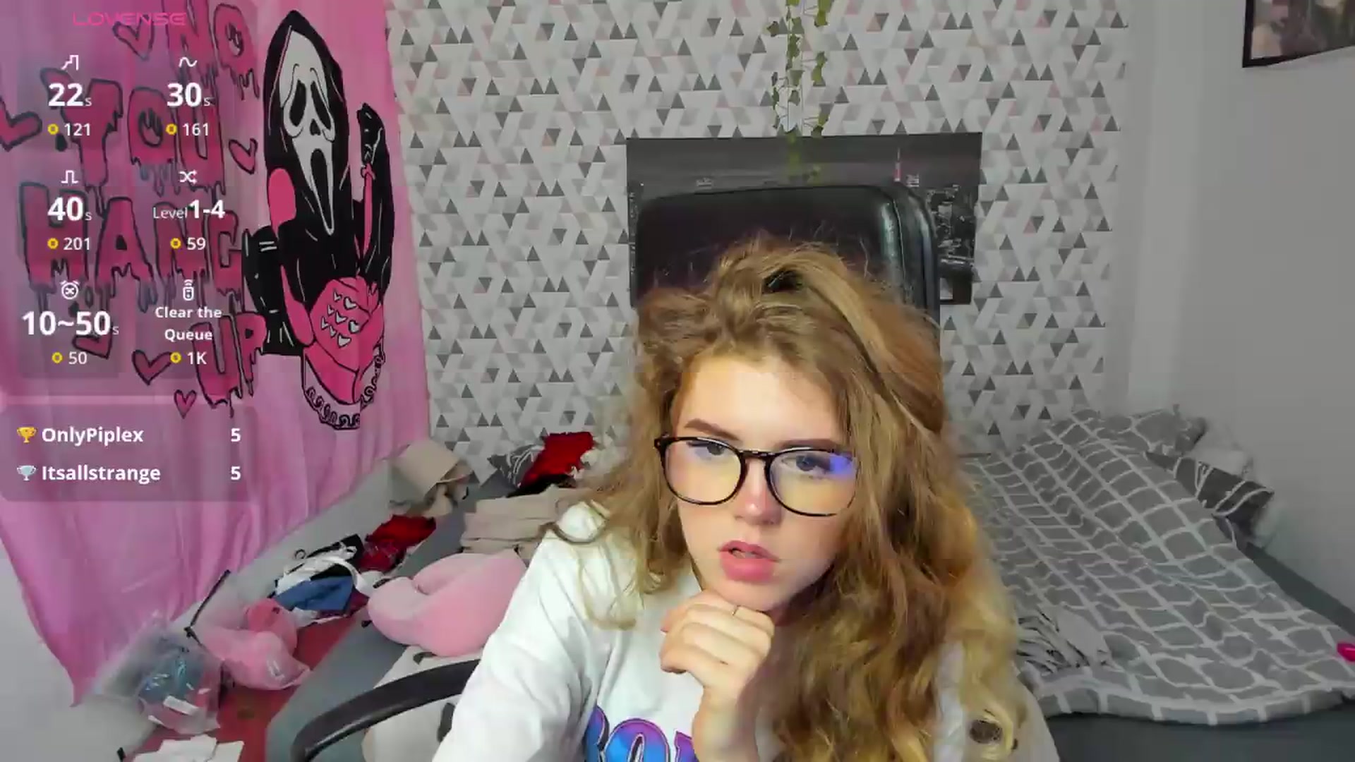 Gallery image thumbnail from Iness_lex's myfreecams stream on, 05/19/2026, 08:40 image 5 of 20