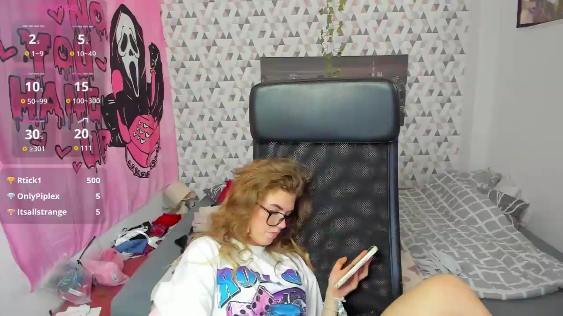 Gallery image thumbnail from Iness_lex's myfreecams stream on, 05/19/2026, 08:40 image 20 of 20