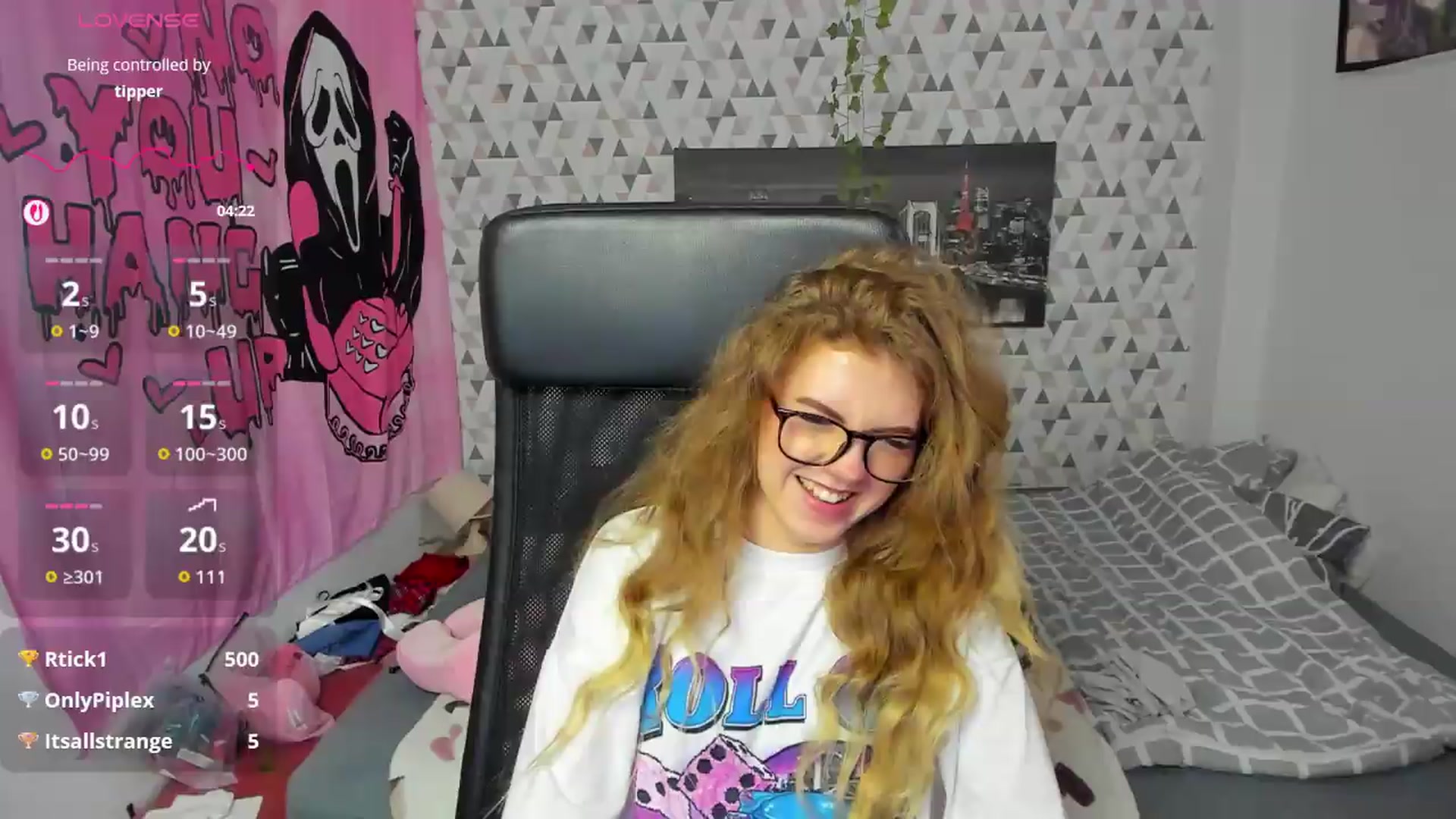 Gallery image thumbnail from Iness_lex's myfreecams stream on, 05/19/2026, 08:40 image 9 of 20