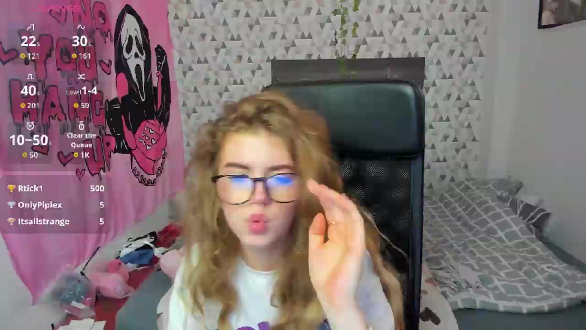 Gallery image thumbnail from Iness_lex's myfreecams stream on, 05/19/2026, 08:40 image 12 of 20