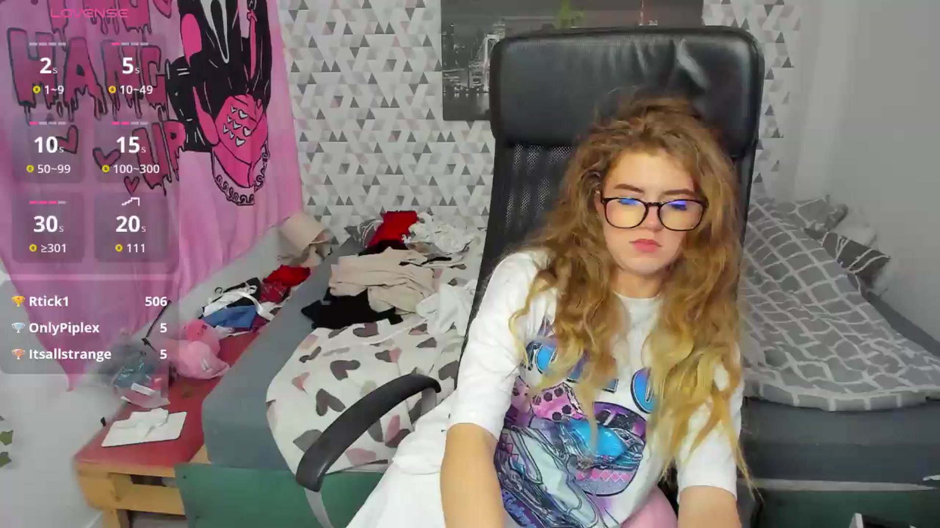 Gallery image thumbnail from Iness_lex's myfreecams stream on, 05/19/2026, 11:34 image 12 of 20
