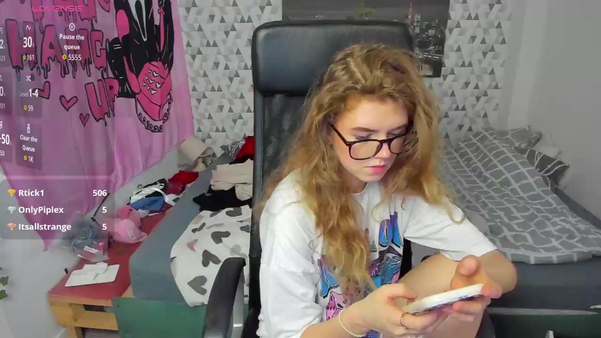 Gallery image thumbnail from Iness_lex's myfreecams stream on, 05/19/2026, 11:34 image 17 of 20