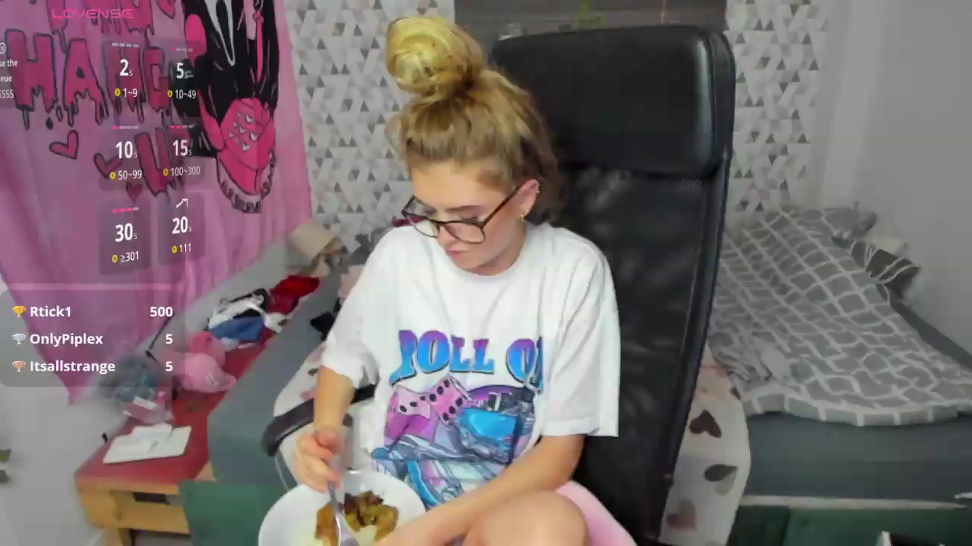 Gallery image thumbnail from Iness_lex's myfreecams stream on, 05/19/2026, 11:34 image 3 of 20