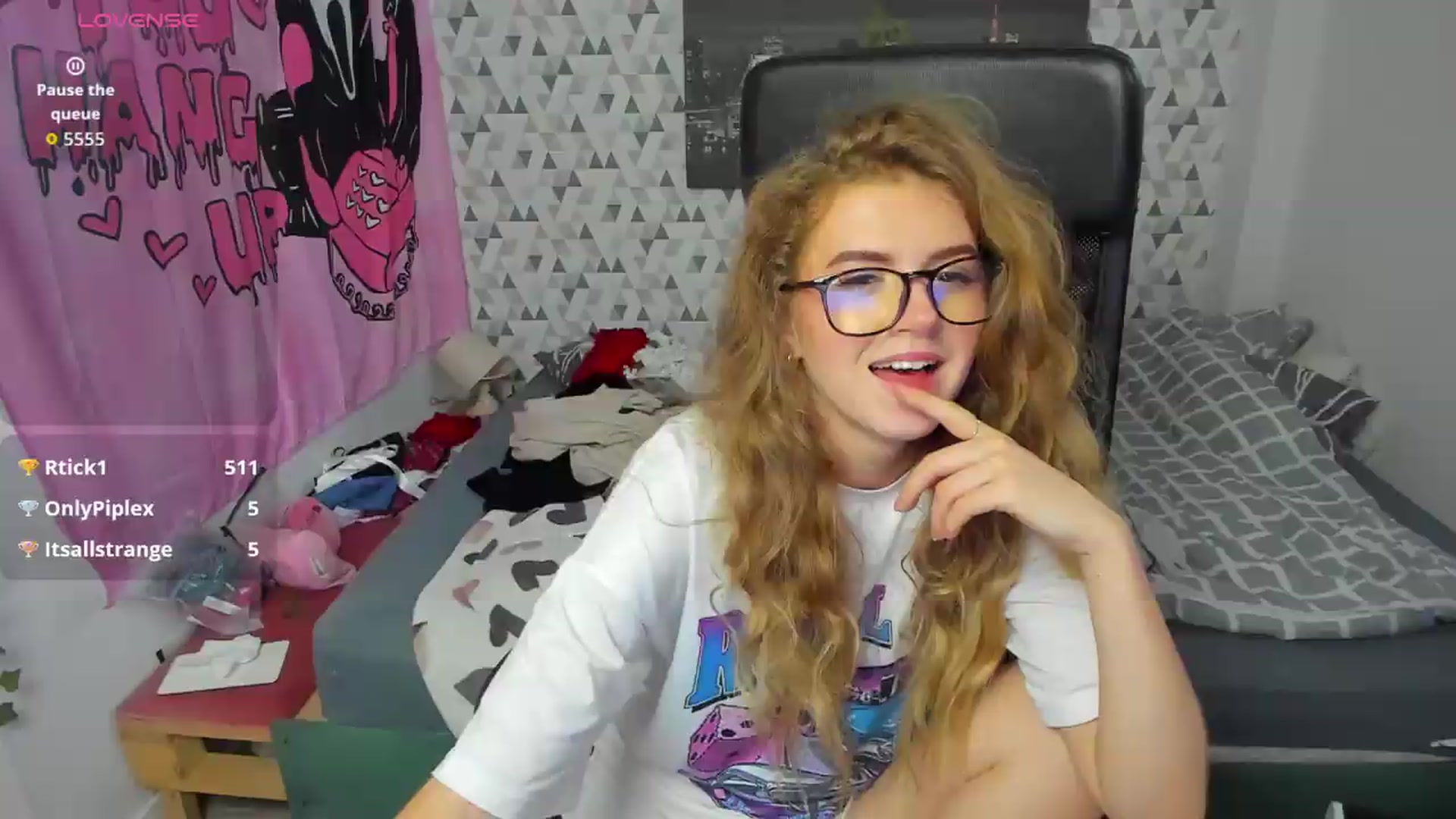 Gallery image thumbnail from Iness_lex's myfreecams stream on, 05/19/2026, 11:34 image 19 of 20