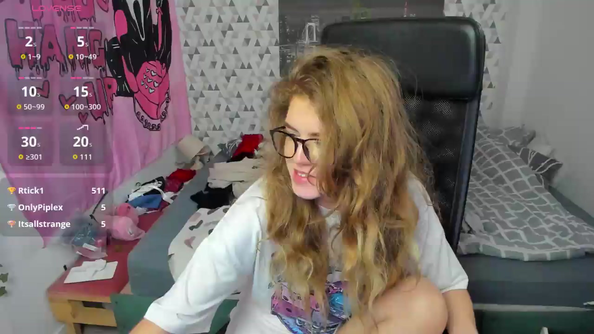 Gallery image thumbnail from Iness_lex's myfreecams stream on, 05/19/2026, 11:34 image 18 of 20