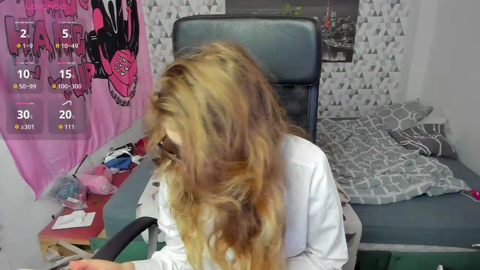 Gallery image thumbnail from Iness_lex's myfreecams stream on, 05/20/2026, 07:41 image 12 of 20