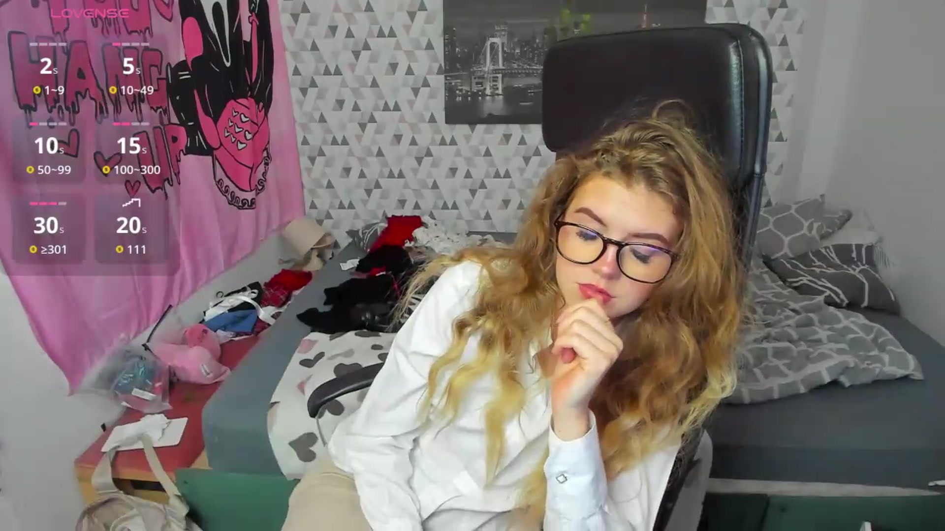 Gallery image thumbnail from Iness_lex's myfreecams stream on, 05/20/2026, 07:41 image 8 of 20
